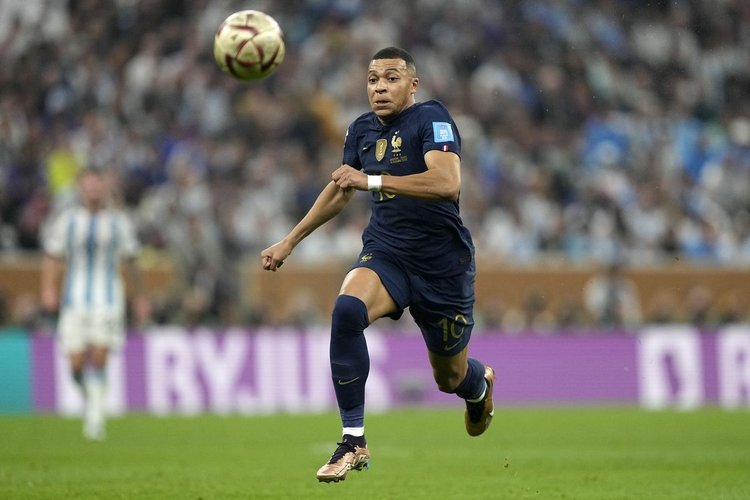 mbappe-france (1)