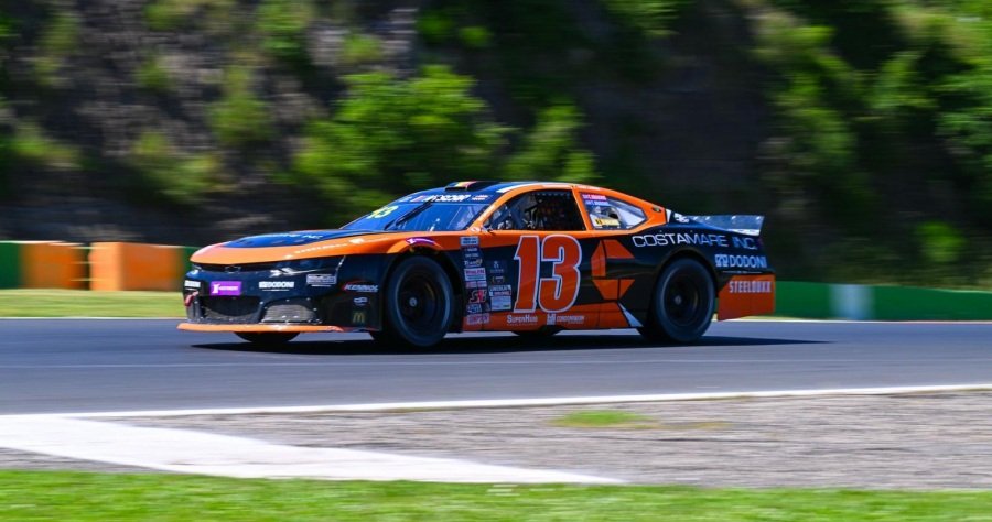 NASCAR Euro Series: Άλλη μία νίκη για τον Θωμά Κρασώνη