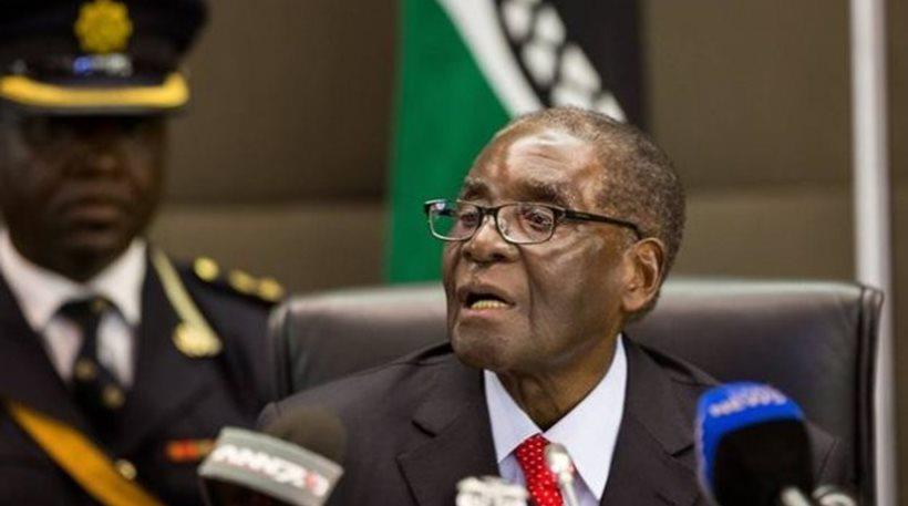 «Σπαταλήσαμε τα χρήματα του κράτους σε αυτά τα ποντίκια, που αποκαλούμε αθλητές» δήλωσε ο πρόεδρος της χώρας Ρόμπερτ Μουγκάμπε