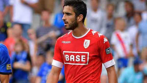 Σύμφωνα με Ελλαδικό δημοσίευμα, στο περιθώριο του αγώνα με τον Παναθηναϊκό, ο τεχνικός διευθυντής της Σταντάρ, Ολιβιέ Ρενάρ συναντήθηκε με άνθρωπο του Ολυμπιακού