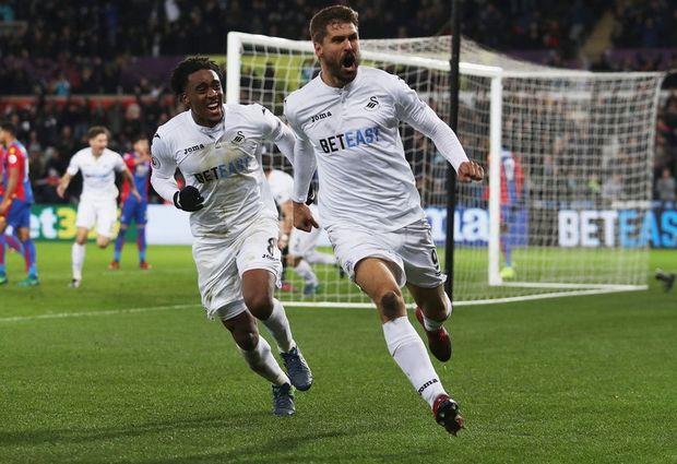 Με 2ο γκολ του Γιορέντε στις καθυστερήσεις η Σουόνσι νίκησε 5-4 την Κρίσταλ Πάλας, σε ένα "τρελό" ματς με 3 ανατροπές! Δύσκολες νίκες για Μάντσεστερ Σίτι & Λίβερπουλ