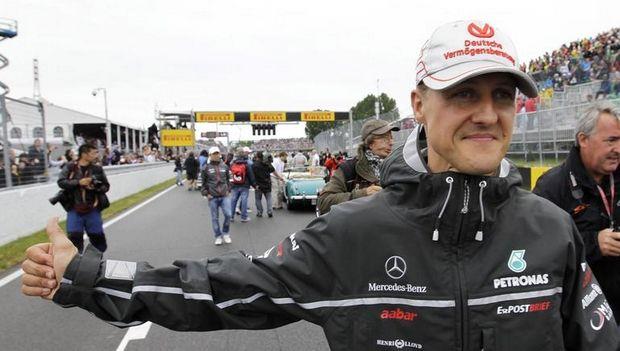 Ο πιο πετυχημένος πιλότος στην ιστορία της Formula 1, o Μichael Schumacher, με τα επτά Παγκόσμια Πρωταθλήματα, τις 91 νίκες και τις 68 pole positions, γίνεται σήμερα, Τρίτη 3 Ιανουαρίου του 2017, 48 χρόνων (γεννημένος στις 3 Ιανουαρίου 1969)
