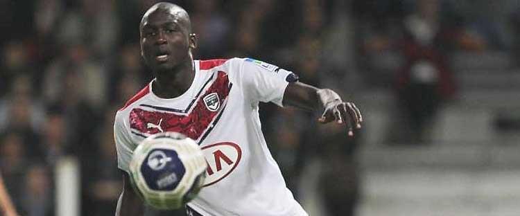 Ο Γάλλος κεντρικός αμυντικός φαίνεται να είναι η επόμενη μεταγραφική κίνηση των «γαλαζοκιτρίνων»