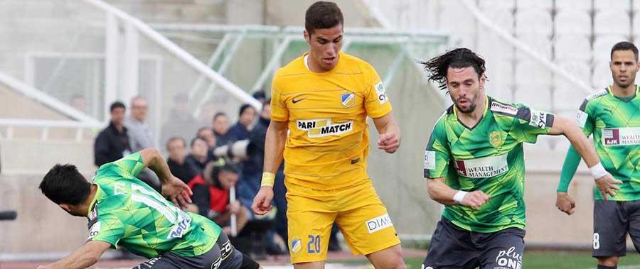 Στο ισόπαλο 1-1 παρέμειναν ΑΠΟΕΛ και ΑΕΚ, διατηρώντας τη μεταξύ τους απόσταση