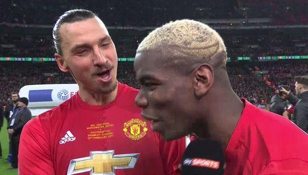 Πολ Πογκμπά και Ζλάταν Ιμπραχίμοβιτς έπλεαν σε πελάγη ευτυχίας μετά την κατάκτηση του League Cup, προσφέροντας έναν απολαυστικό διάλογο on camera