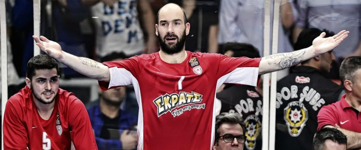 Ο Βασίλης Σπανούλης μίλησε στους συμπαίκτες του μετά το τέλος του παιχνιδιού με την Εφές 
