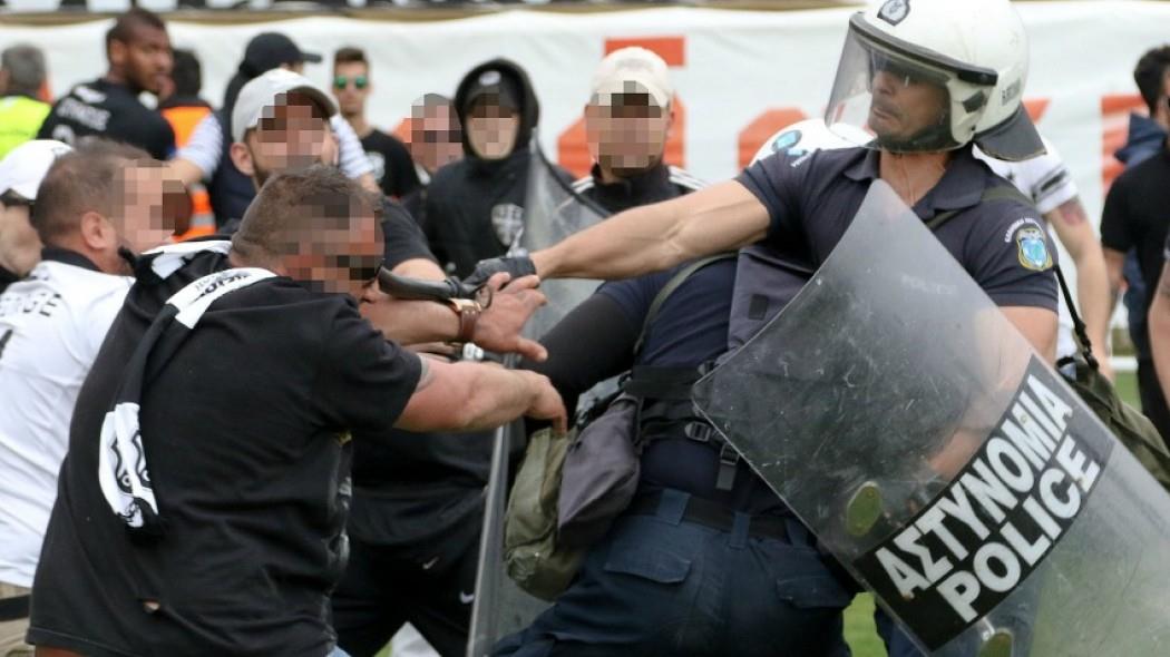 O βοηθός Μανώλης Καλφάκης δέχτηκε μπουνιά στα επεισόδια που ακολούθησαν μετά το παιχνίδι με τον Απόλλωνα