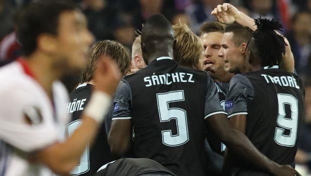 Η Λιόν νίκησε 3-1 τον Άγιαξ, αλλά η ολλανδική ομάδα με το 4-1 του πρώτου ματς προκρίθηκε σε ευρωπαϊκό τελικό μετά από 21 χρόνια