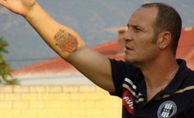 Απίστευτα πράγματα στον ΠΟ Ελασσόνας, ο οποίος απέλυσε τον Αλέκο Αλεξανδρή από τον πάγκο του και κάλεσε όλους τους παίκτες σε απολογία, επειδή έδωσαν φιλικό χωρίς τη συγκατάθεση της διοίκησης!
