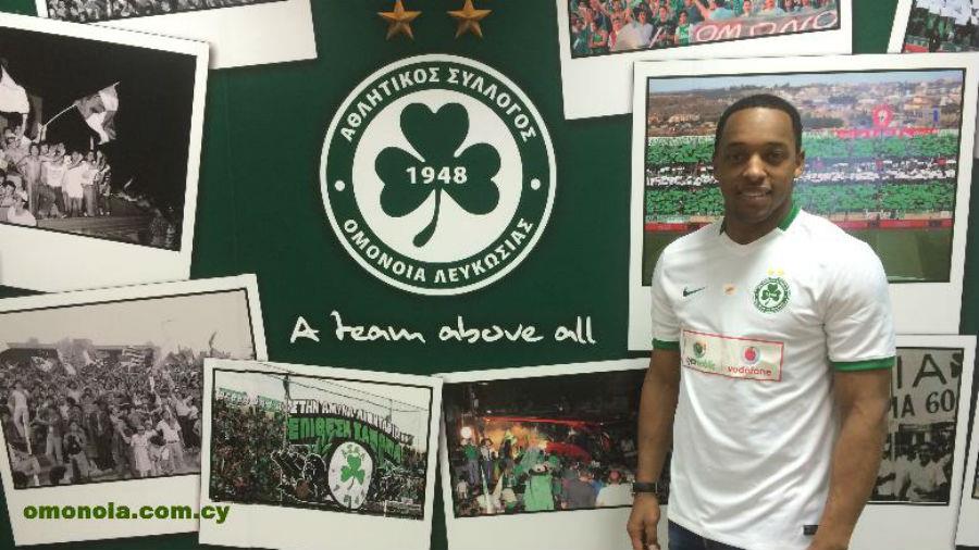 Τη φανέλα με τον αριθμό 4 επέλεξε ο διεθνής με το Πράσινο Ακρωτήρι