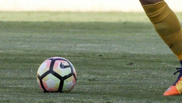 Με κόκκινη κάρτα απείλησε ένας διαιτητής ποδοσφαιριστές αγώνα στην 5η κατηγορία της Ισπανίας, σε περίπτωση που εξακολουθούσαν να μιλούν... βασκικά