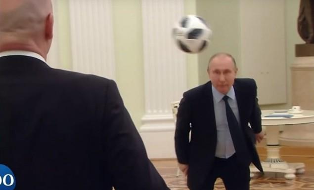 Η FIFA ξεκίνησε την αντίστροφη μέτρηση για την έναρξη του Μουντιάλ 2018 που θα γίνει στα γήπεδα της Ρωσίας το καλοκαίρι.
