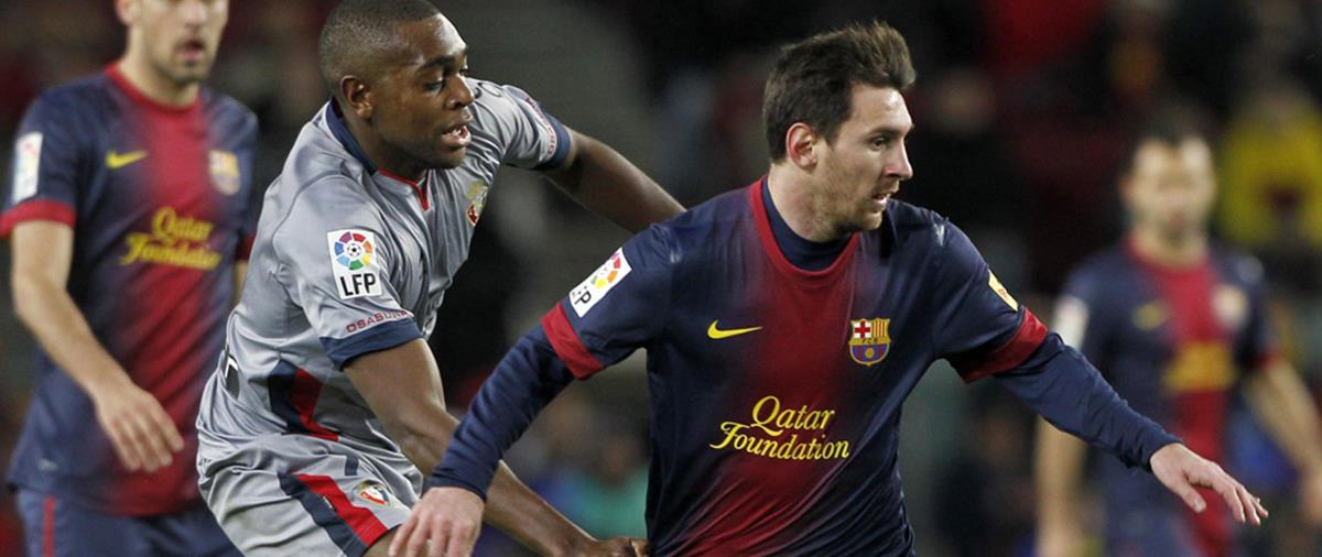 Τον υψηλόσωμο Καμερουνέζο κόφτη Ραούλ Σεντρίκ Λοέ «κλείνουν» οι «πράινοι»