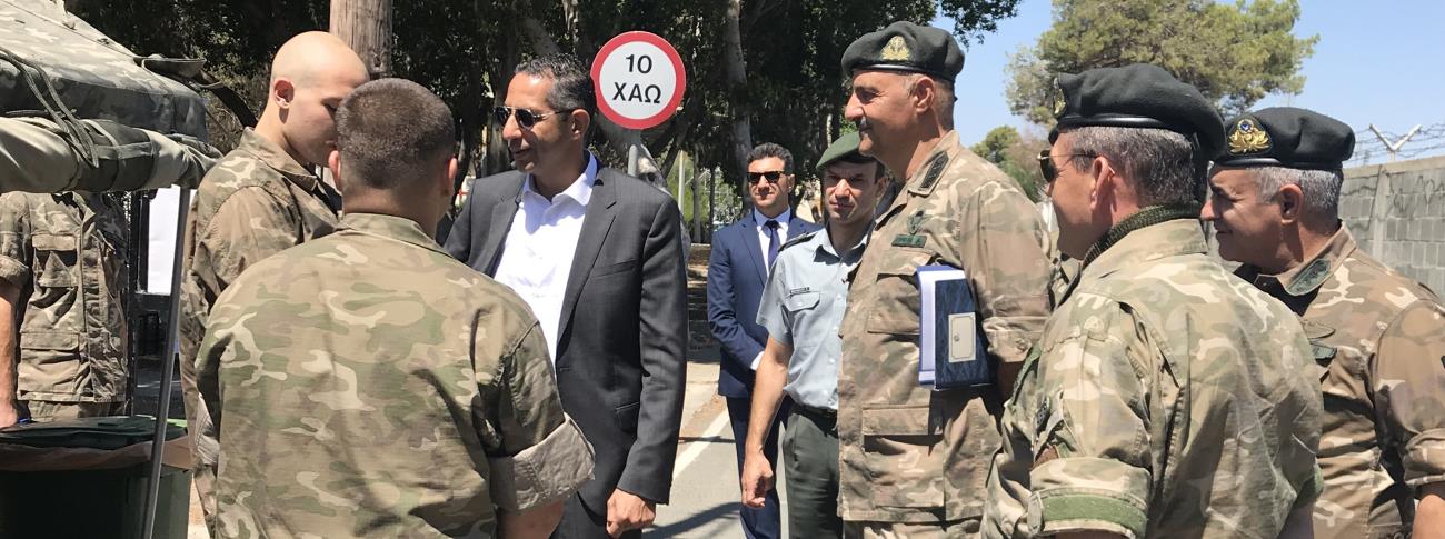 Ο ΥΠΑΜ ΣΤΗΝ ΚΑΤΑΤΑΞΗ ΝΕΟΣΥΛΛΕΚΤΩΝ ΣΤΟ ΚΕΝ ΛΑΡΝΑΚΑΣ