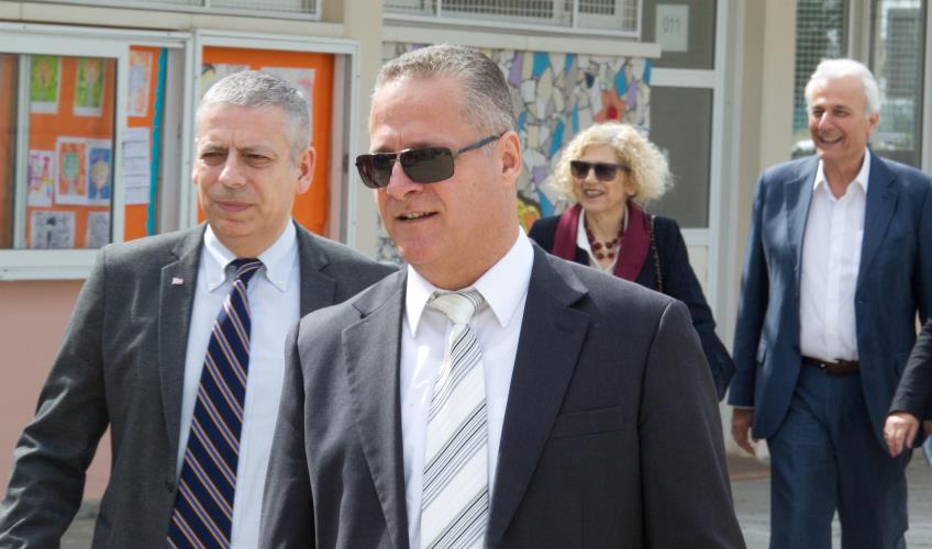 ΥΠ.ΠΑΙΔΕΙΑΣ Κ.ΧΑΜΠΙΑΟΥΡΗΣ - ΕΓΚΑΙΝΙΑ ΘΕΡΜΟΚΗΠΙΟΥ ΜΑΘΗΤΩΝ