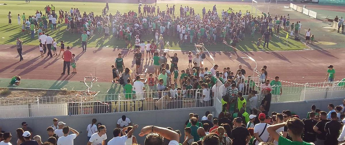 Κοσμοσυρροή στην ανοικτή προπόνηση του «τριφυλλιού» στο Μακάρειο στάδιο