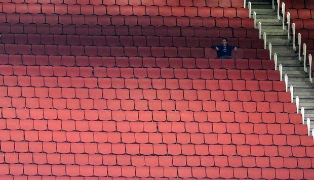 Η Σρούσμπερι Τάουν, που αγωνίζεται στη League One, ανακοίνωσε μέσω των social media, πως στην αναμέτρηση με την Μπράντφορντ θα κάνει... ντεμπούτο η κερκίδα των ορθίων