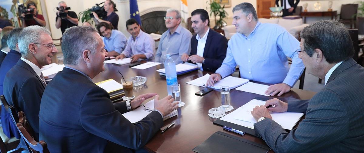 ΠΡΟΕΔΡΟΣ ΔΗΜΟΚΡΑΤΙΑΣΗ - ΕΚΠΑΙΔΕΥΤΙΚΕΣ ΟΡΓΝΑΝΩΣΕΙΣ - ΣΥΝΑΝΤΗΣΗ