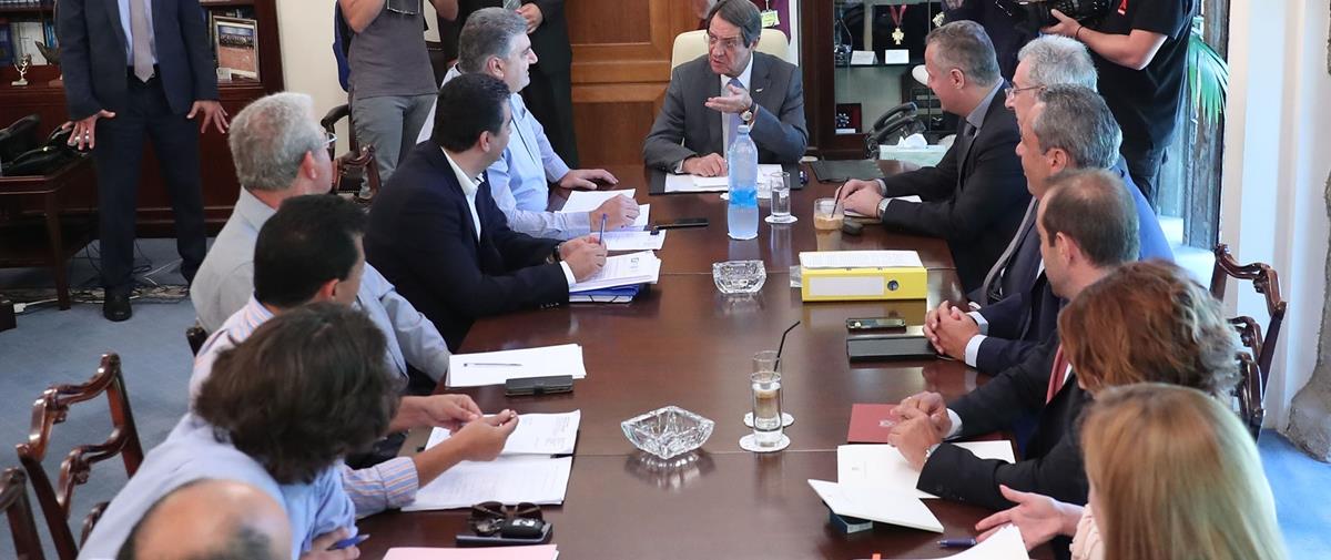 ΠΡΟΕΔΡΟΣ ΔΗΜΟΚΡΑΤΙΑΣΗ - ΕΚΠΑΙΔΕΥΤΙΚΕΣ ΟΡΓΝΑΝΩΣΕΙΣ - ΣΥΝΑΝΤΗΣΗ