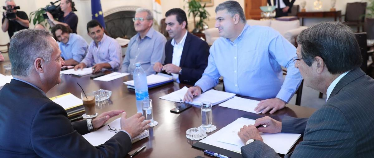 ΠΡΟΕΔΡΟΣ ΔΗΜΟΚΡΑΤΙΑΣΗ - ΕΚΠΑΙΔΕΥΤΙΚΕΣ ΟΡΓΝΑΝΩΣΕΙΣ - ΣΥΝΑΝΤΗΣΗ