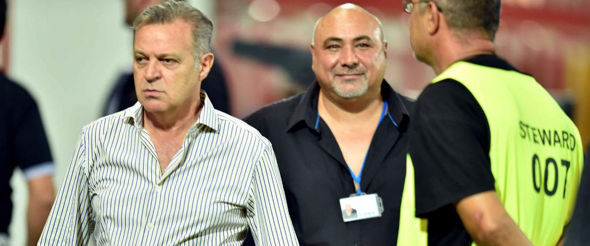 Έντονος ο Λουκάς Φανιέρος ο οποίος επεσήμανε ότι: «Όποιος το κάνει, είτε είναι σικλάρης είτε οτιδήποτε άλλο, θα φύγει την ίδια ώρα»