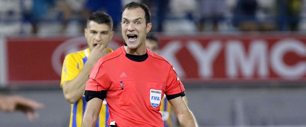 Tρία πέναλτι έδωσε ο Τιμόθεος Χριστοφή στο πρώτο ημίχρονο του αγώνα ανάμεσα στην Ανόρθωση και τον ΑΠΟΕΛ