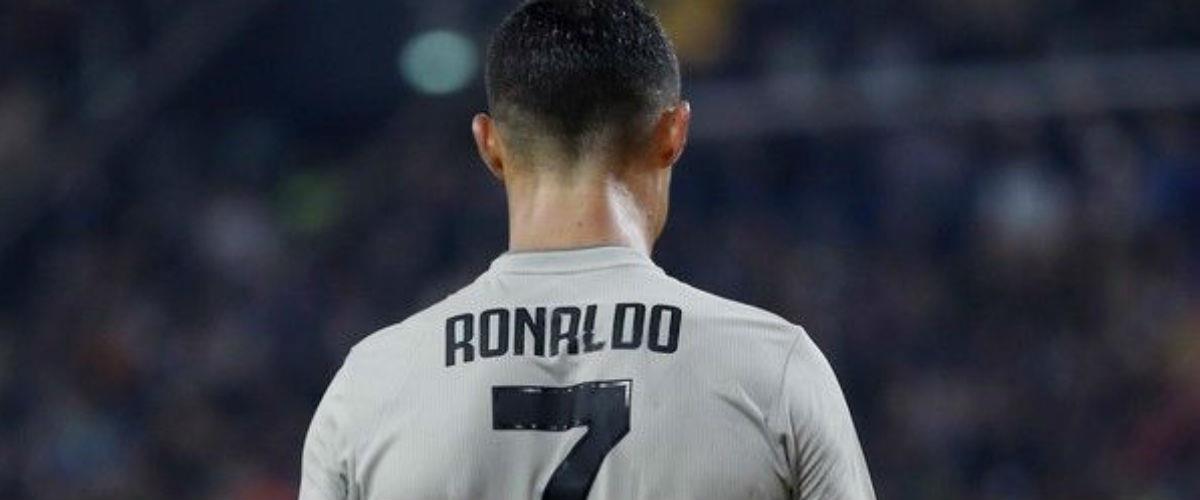 Ο Κριστιάνο Ρονάλντο προσπαθεί και καταφέρνει ως τώρα να μην επηρεάζεται από τις κατηγορίες της Καθρίν Μαγιόργκα, ωστόσο ενδέχεται να υπάρχει και δεύτερη γυναίκα έτοιμη να καταθέσει εις βάρος του