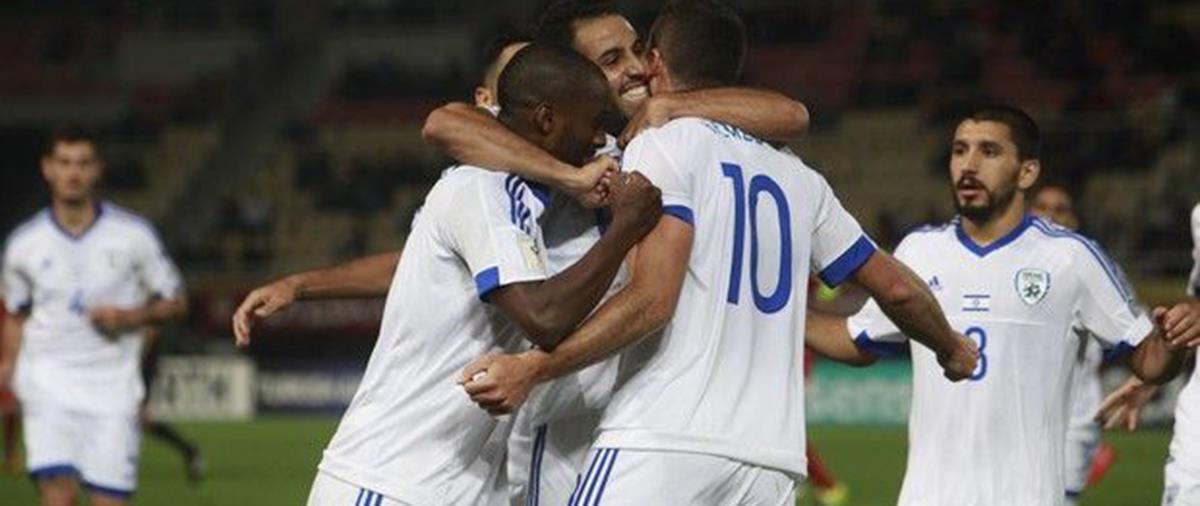 Ο γκολκίπερ και οι αμυντικοί της Αλβανίας δεν ήξεραν πού πατούσαν και πού βρίσκονταν