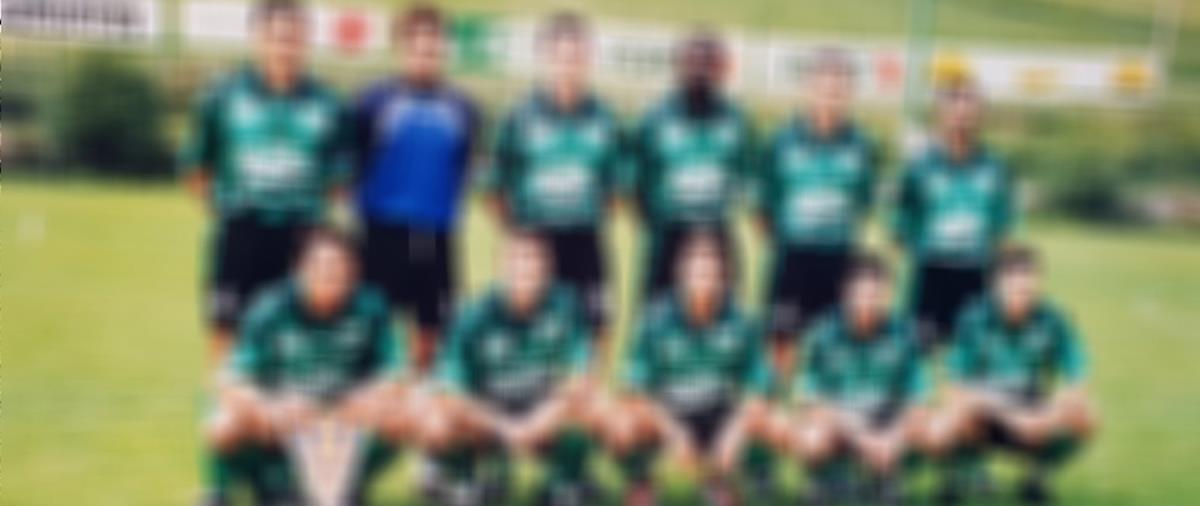 Ο παλαίμαχος άσος προκάλεσε… σεισμό στο twitter εμφανίζοντας τον ΑΠΟΕΛ με πράσινες φανέλες