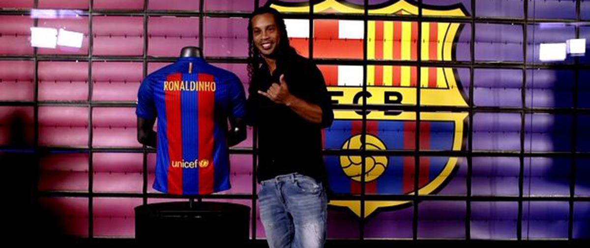 Η αντίδραση της Μπαρσελόνα στη στήριξη του Ροναλντίνιο στον ακροδεξιό Βραζιλιάνο πρόεδρο Ζαΐρ Μπολσονάρο