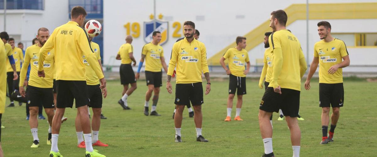 Αγωνιστικό πρόβλημα προέκυψε στον ΑΠΟΕΛ στο φιλικό με την εφηβική ομάδα, ενώ σίγουρα εκτός είναι ο Νσούε - Όλοι οι αμφίβολοι