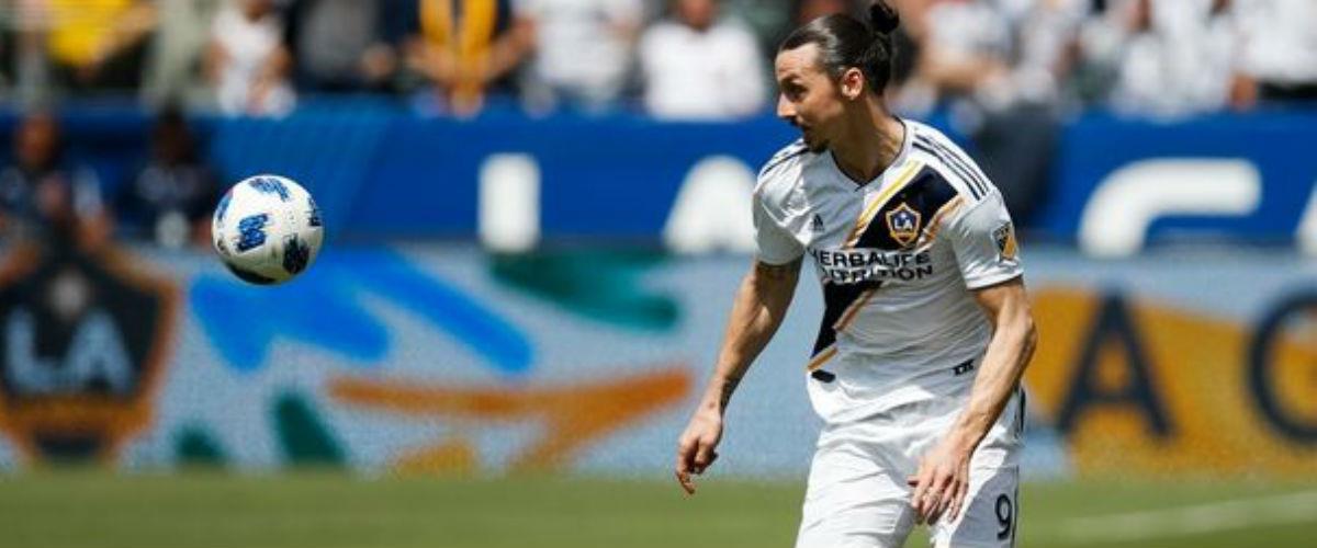 Ο Ζλάταν Ιμπραχίμοβιτς σε συνέντευξη που παραχώρησε αποθέωσε τον Νόβακ Τζόκοβιτς και δεν έκρυψε τη χαρά του για την επάνοδο του Σέρβο στο Νο1 του τένις