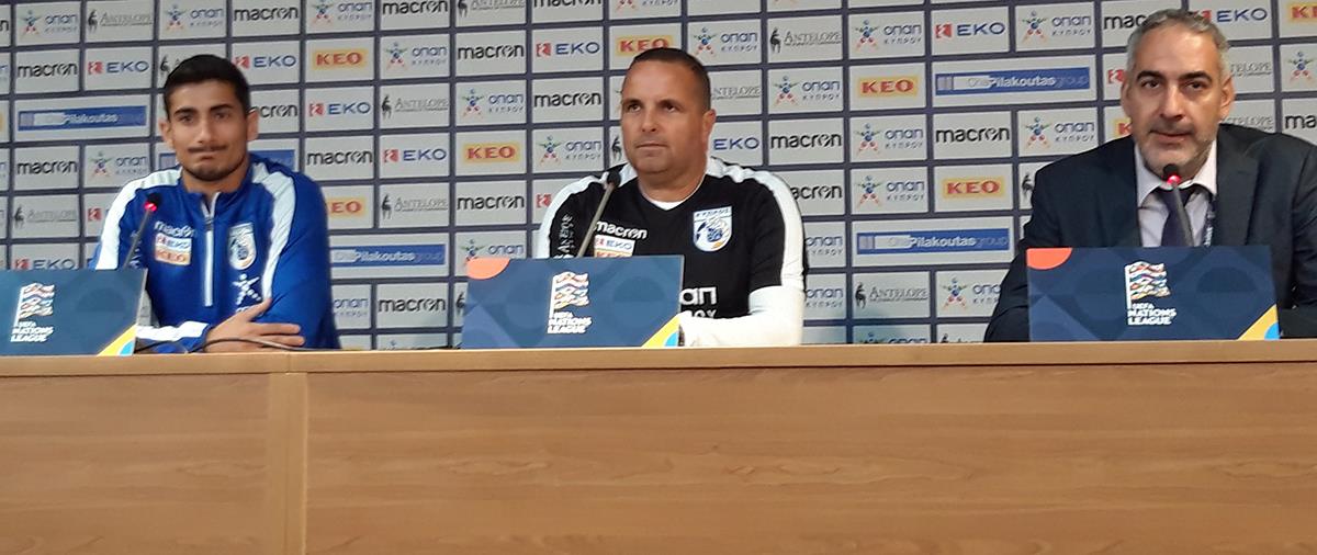 Η… απορία του Ραν Μπεν Σιμόν στη συνέντευξη Τύπου πριν τον αγώνα με τη Νορβηγία