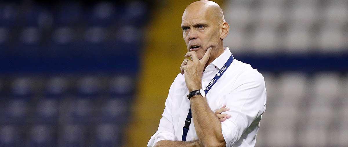 Η ενδεκάδα του Ολλανδού για τον εντός έδρας αγώνα με τον Ερμή