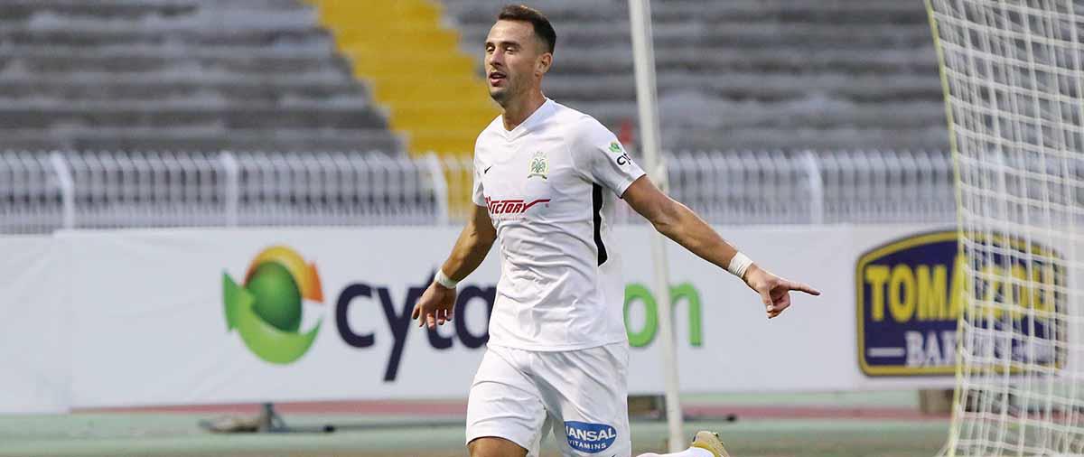 Ο Μπέρατ Σαντίκ επέστρεψε στο σκοράρισμα και έφτασε τα 10 γκολ στη σεζόν