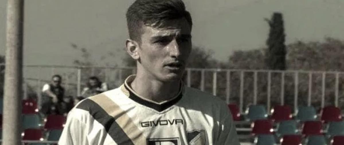 Σοκ στην Ξάνθη με την τραγική είδηση της αυτοκτονίας του 20χρονου παίκτη Ντογκουκάν Καραοσμάν.