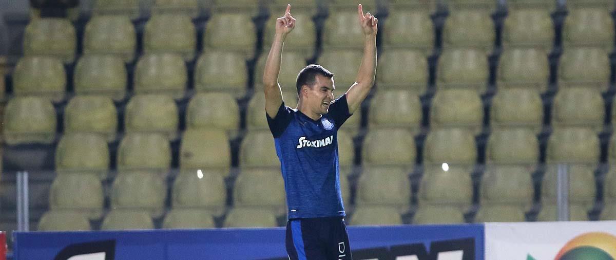 Μεταμορφωμένοι στο β’ μέρος οι «κυανόλευκοι» έφτασαν με ανατροπή στο 2-1 επί των «πρασίνων»