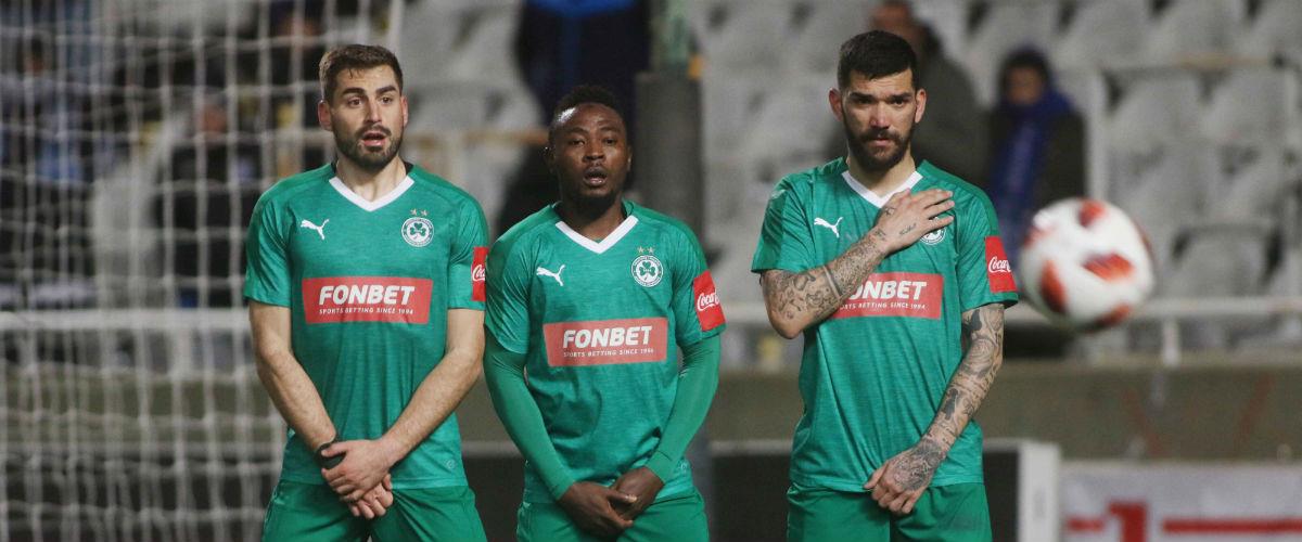 Το σκηνικό με το νεοφερμένο ποδοσφαιριστή των πρασίνων - Στην ίδια ενδεκάδα με τους άλλους δύο νέους των πρασίνων