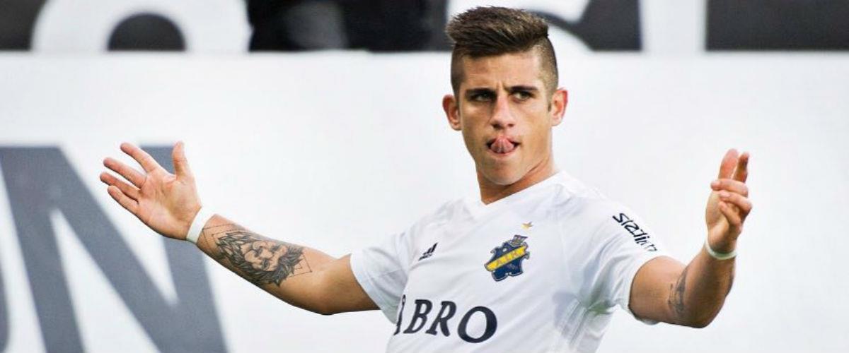 Ο λόγος που ο Αργεντινός επιθετικός χτύπησε στο δεξί του χέρι ένα μεγάλο tattoo που απεικονίζει ένα λιοντάρι