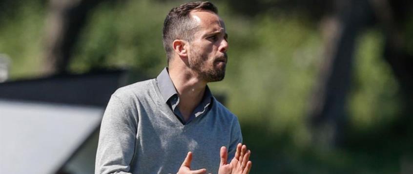 Ο Πορτογάλος είναι φαβορί για τον πάγκο της Εστορίλ, ομάδας που αγωνίζεται στη β' κατηγορία της πατρίδας του 