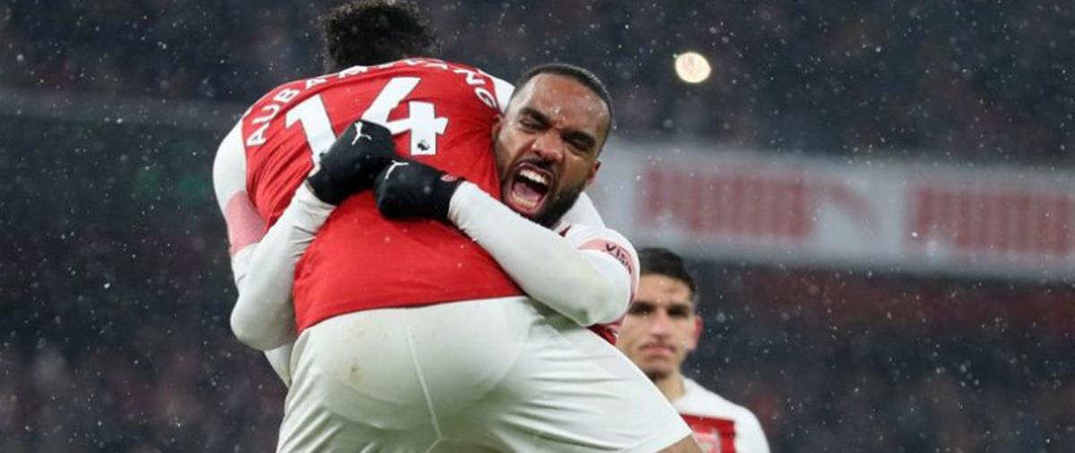 Εν τη απουσία του αγνοούμενου Αργεντινού οι Gunners τα... χρειάστηκαν κόντρα στους πεισματάρηδες Ουαλούς, αλλά έφτασαν στο τελικό 2-1