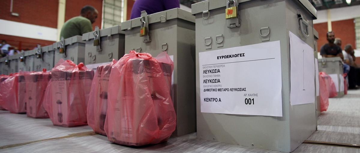 ΕΥΡΩΕΚΛΟΓΕΣ - ΠΑΡΑΔΟΣΗ ΚΑΛΠΩΝ