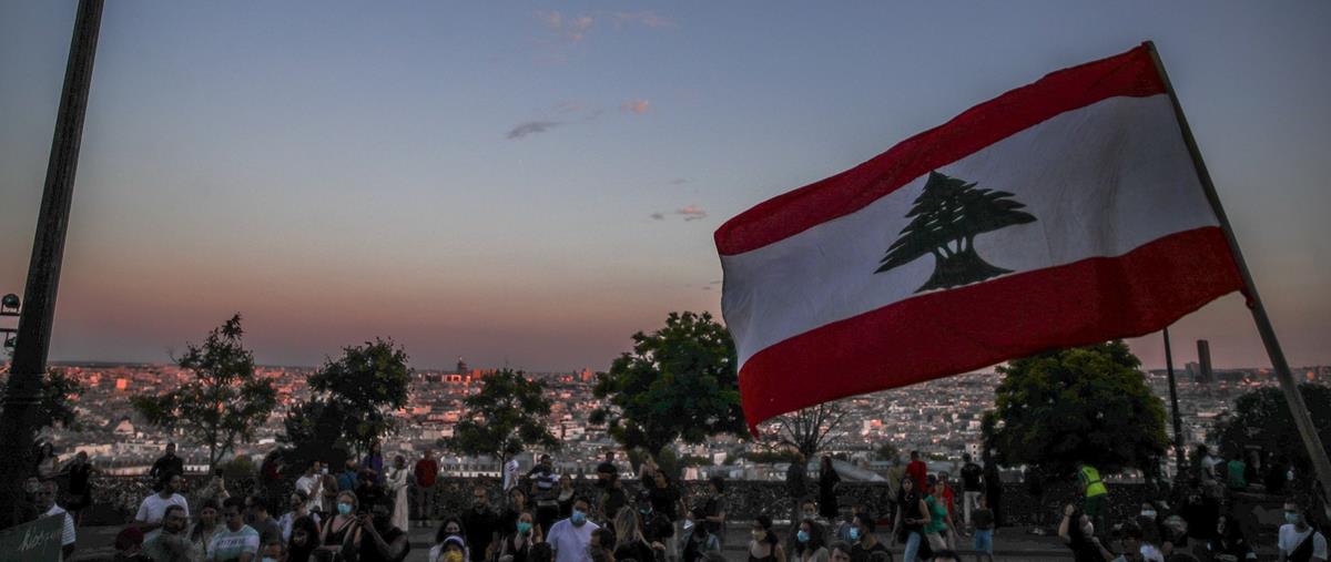 Solidarity Stand at Basilica of the Sacred Heart to show solidarity with Beirut after explosions