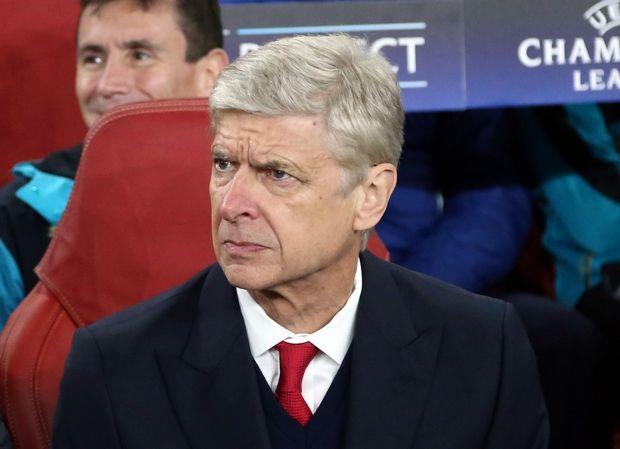 Η διοίκηση της Άρσεναλ προτίθεται να προσφέρει νέο συμβόλαιο στον Αρσέν Βενγκέρ μέχρι το καλοκαίρι του 2019, όπως αναφέρουν τα αγγλικά ΜΜΕ. 