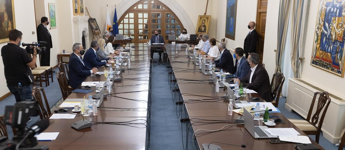 3972255077242903 40562