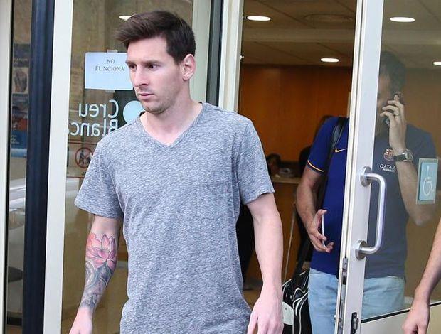 Η οικογένεια του Λιονέλ Μέσι εξέδωσε ανακοίνωση μέσω της οποίας τονίζει πως δεν έχει καμία σχέση ο διεθνής ποδοσφαιριστής με τα "Αρχεία του Παναμά" και επιβεβαιώνει πως θα κινηθεί νομικά κατά των ΜΜΕ
