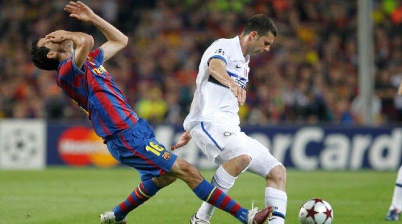 Με αφορμή το θέατρο του Μαρσέλο στον αγώνα της Βόλφσμπουργκ με την Ρεάλ Μαδρίτης, ο Δημοσθένης Γεωργακόπουλος παρουσιάζει πέντε από τις κορυφαίες παραστάσεις... υποκριτικής που έδωσαν ποδοσφαιριστές εντός αγωνιστικού χώρου.