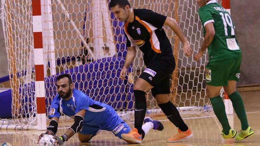 Στιγμιότυπο από παιχνίδι του Εθνικού Λατσιών με την Ομόνοια που έληξε ισόπαλο 2-2.