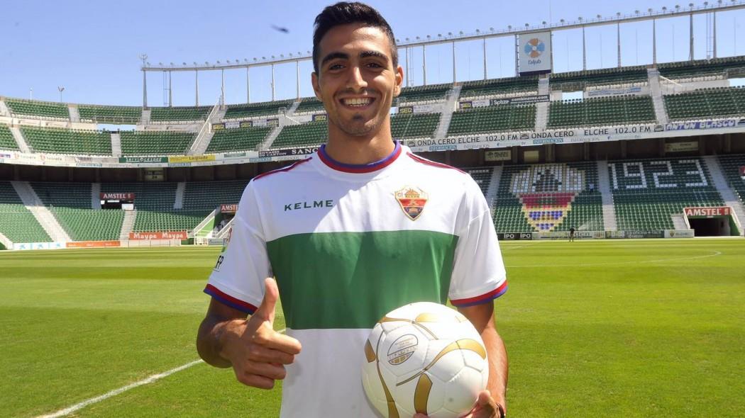 Ο 20χρονος επιθετικός Νίκος Βέργος είναι το νέο όνομα που απασχολεί τον ΑΠΟΕΛ σύμφωνα με ελλαδικά Μέσα Ενημέρωσης