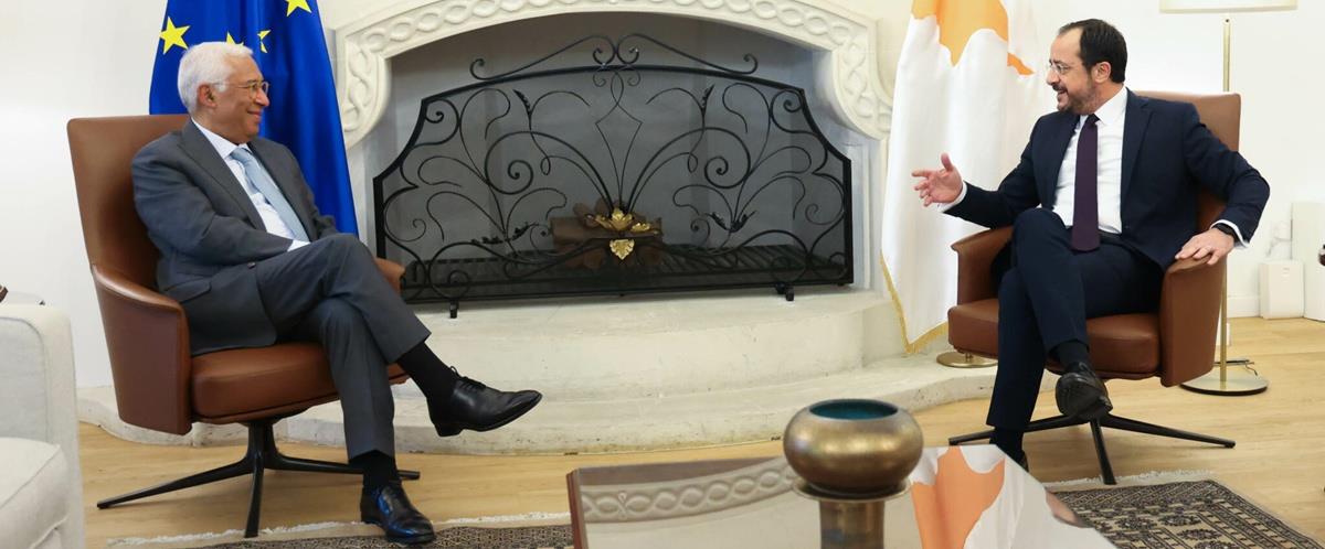 5271798926707431 cats